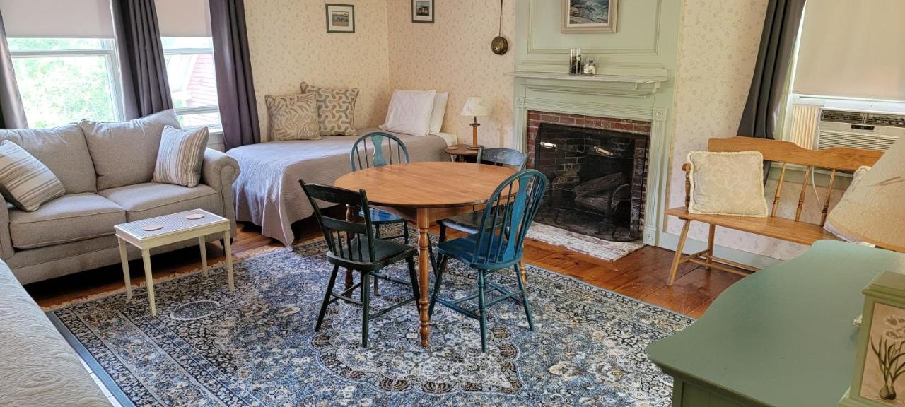 Hawks House Inn Walpole Eksteriør bilde